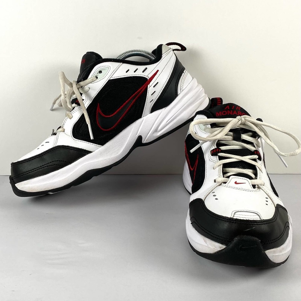 Men’s Nike Monarch IV Size 8.5 Width 4E